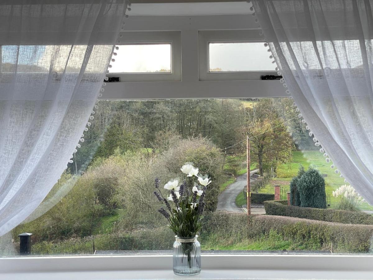 Tollgate House - Luxury Cozy Cottage - Huge Hot Tub - Alton Towers Cheadle  Ngoại thất bức ảnh